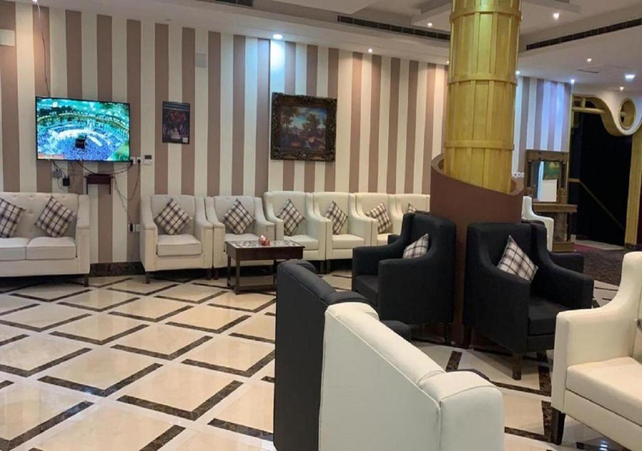 فندق الميثاق بواسطة سما ستار Ер-Ріяд Екстер'єр фото
